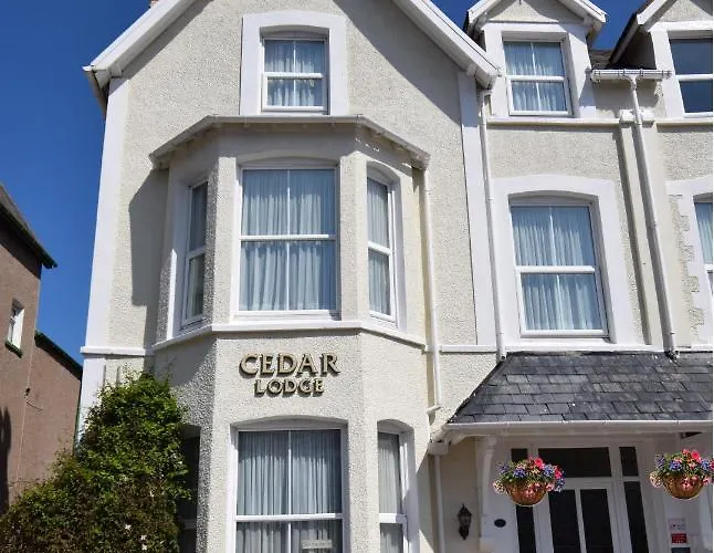 Cedar Lodge